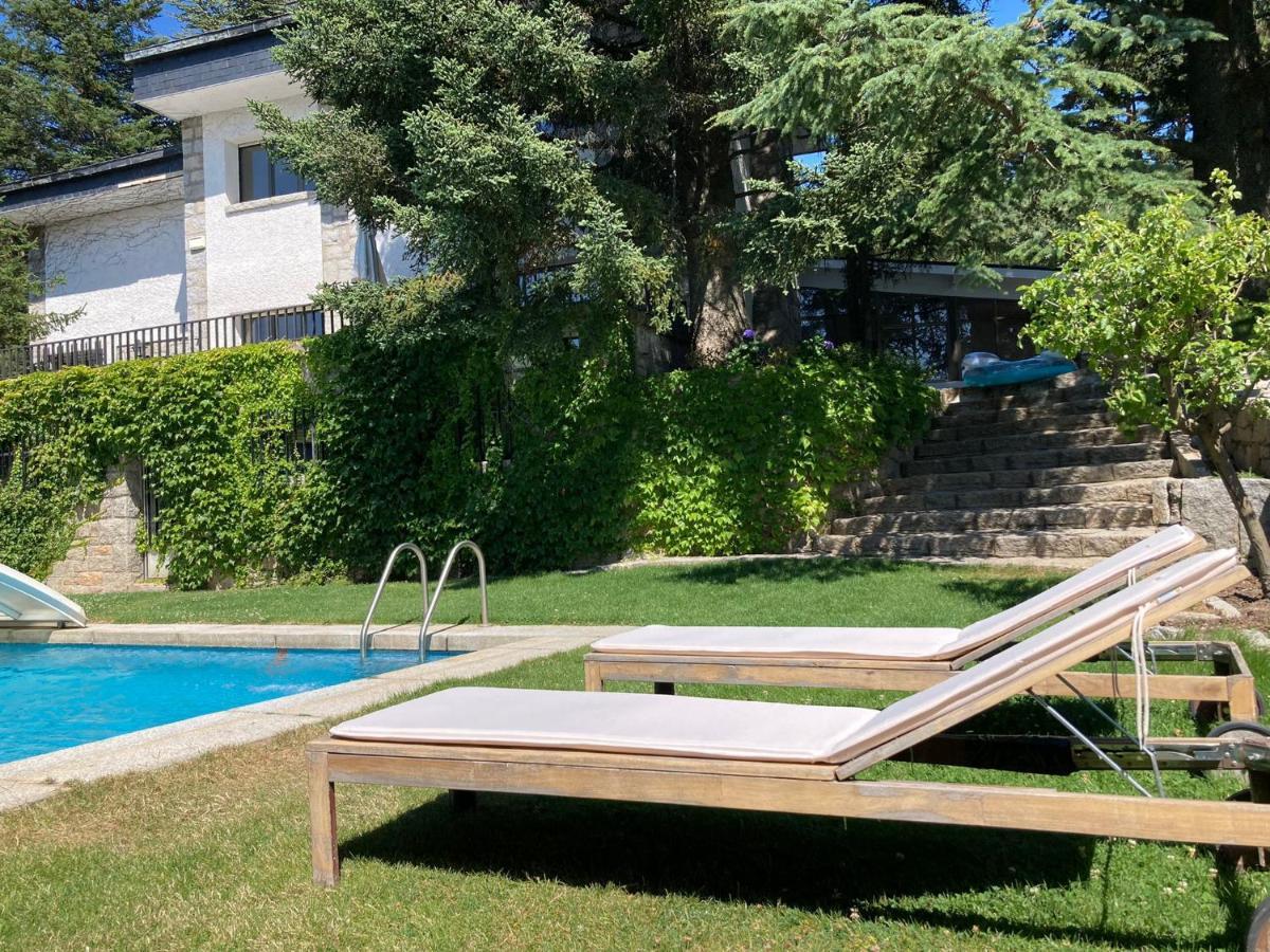 Los Cedros, Gran Chalet Con Piscina Y Apartamento En Навасеррада Экстерьер фото